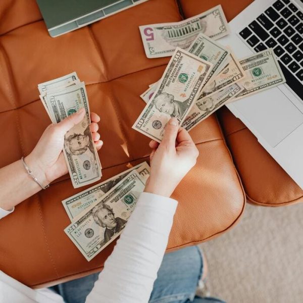 Online Income Streams That Actually Work in the Long Term